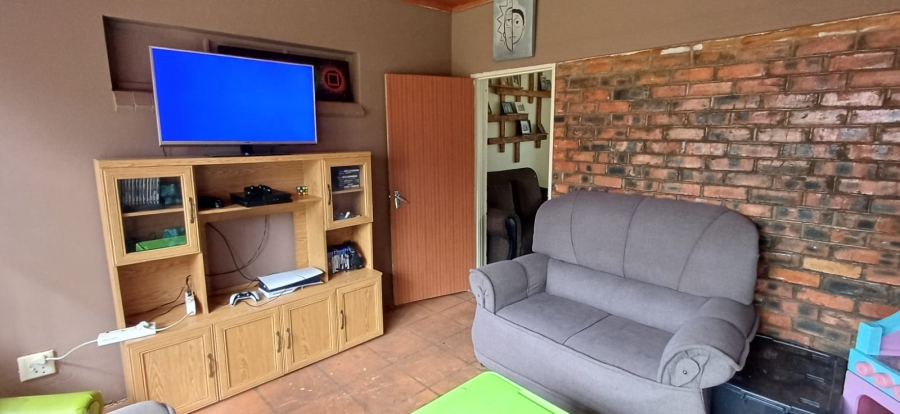To Let 3 Bedroom Property for Rent in Morelig Free State